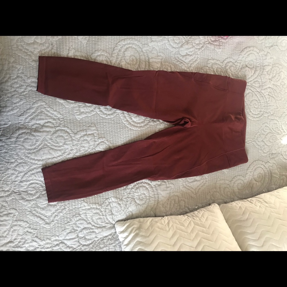 Lululemon cropped everlux legging